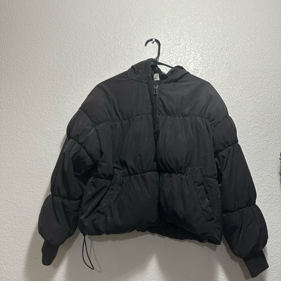 H&M Black Puffer Jacket - Women's Insulated Coat - Picture 10 of 14